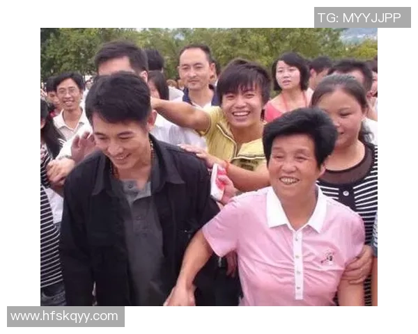 专访排球明星周静揭秘她成功背后的坚持与努力 专访排球明星周静揭秘她成功背后的坚持与努力